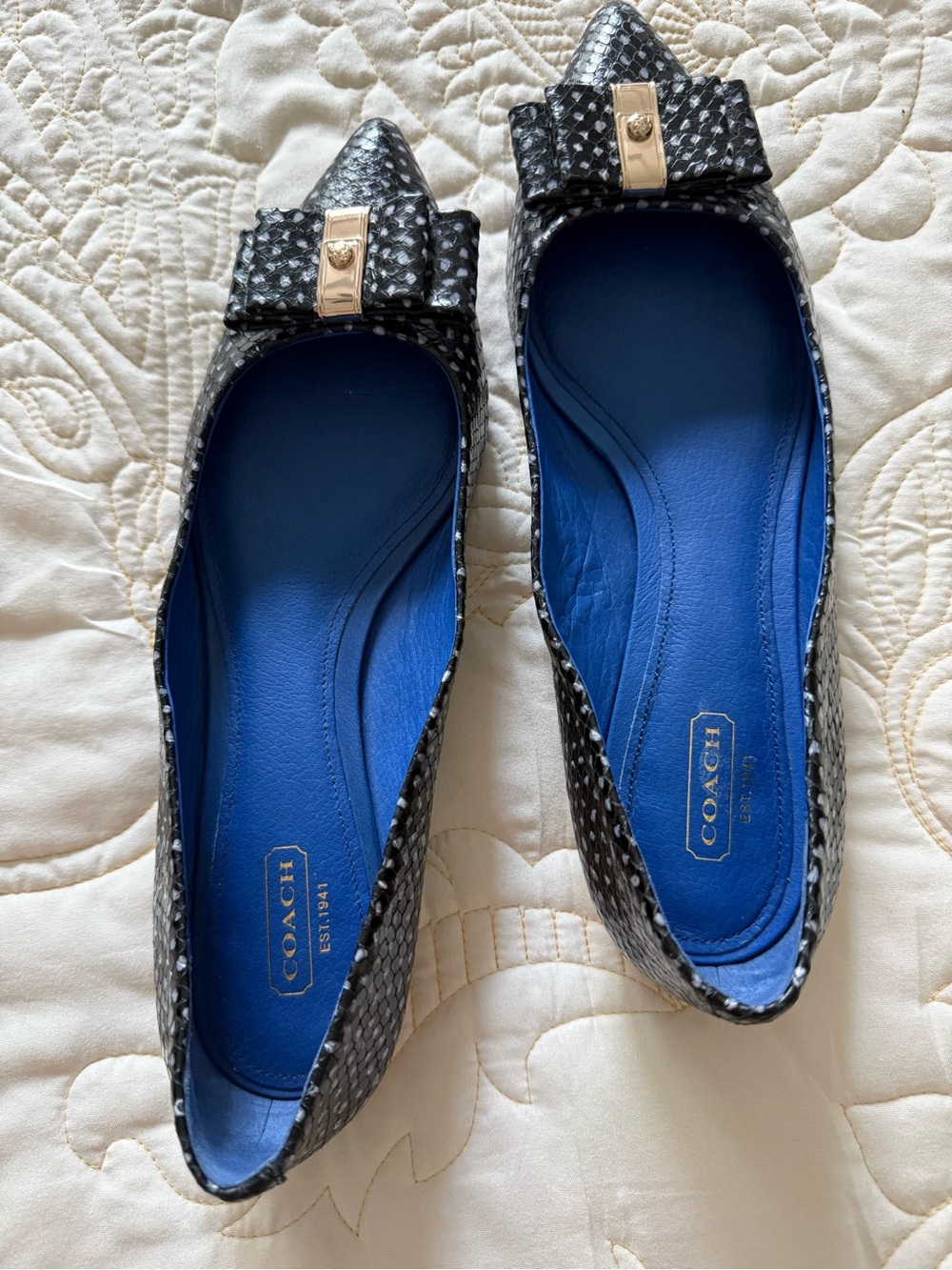 Coach Women’s Flats. Leather Upper. Black with Dots. Size 8.5